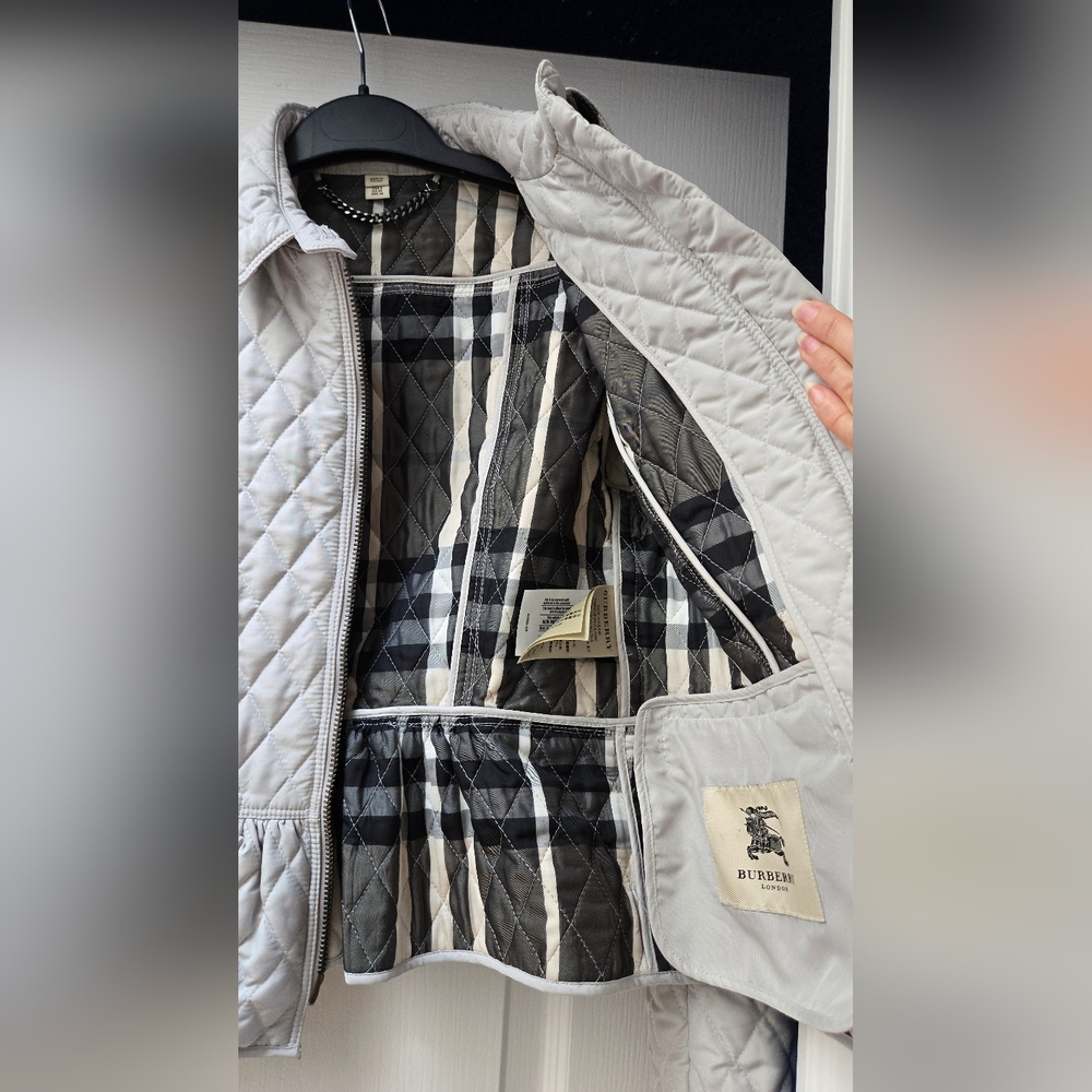 Burberry Jacket - Picture 9 of 17